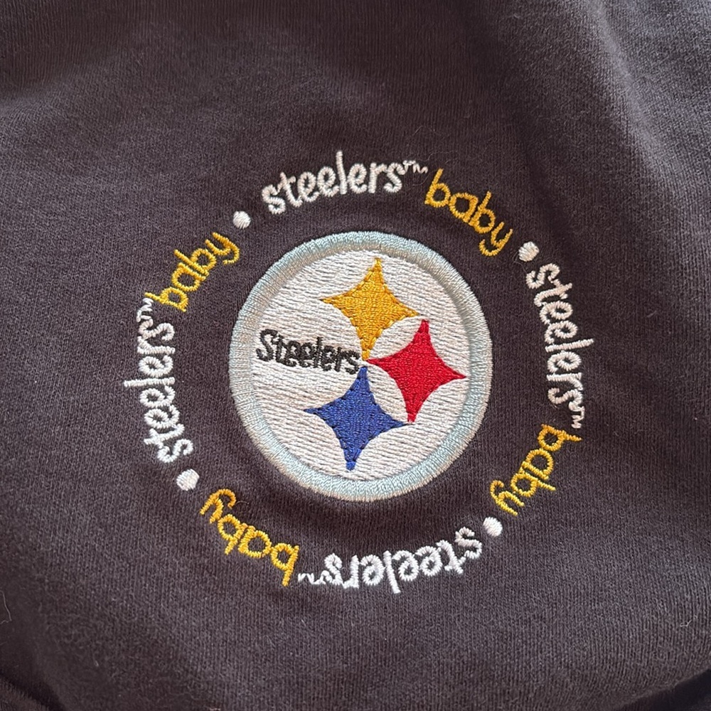 ^Fanatics Pittsburgh Steelers Black Cotton &  Embroidered Logo Baby Bib - Picture 2 of 10